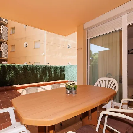 Uhc Golden Pineda Apartment *